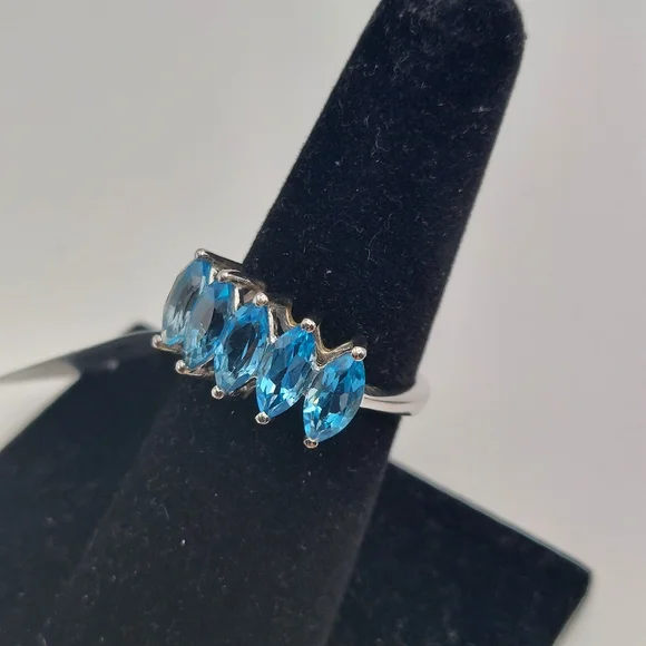 NWT 925 Swiss Blue Topaz sz7 Ring, Anabella Collection, has Cert Of Authenticity - Picture 3 of 16